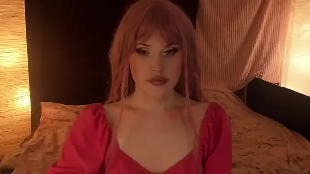 EffieMinki on StripChat