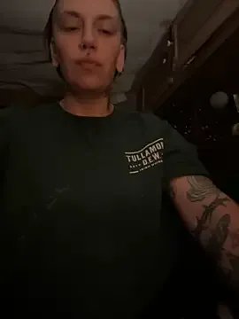 eggsma666 on StripChat