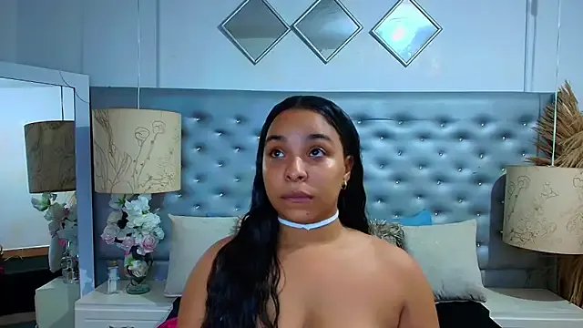 EileenBenzon on StripChat