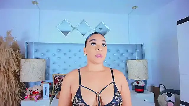 EileenBenzon on StripChat