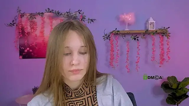 eira_mouse on StripChat