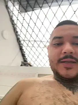 Offline El_Titan1998 on StripChat