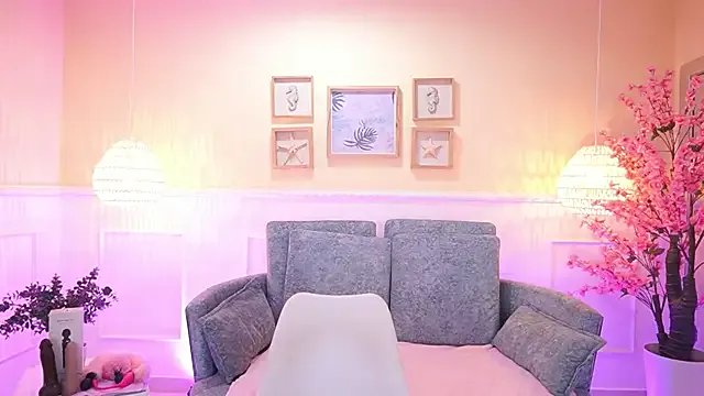 ElectraJonesX on StripChat