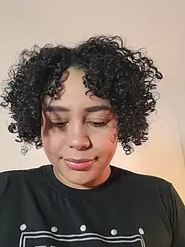 Electric_bae on StripChat