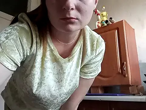 ElenaMaeer on StripChat