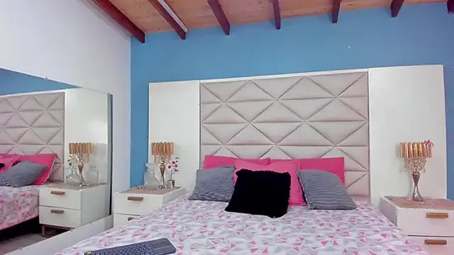 EliDurann on StripChat