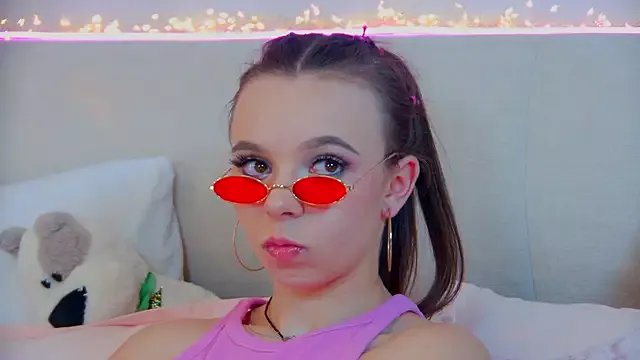 ElisabethDavis on StripChat