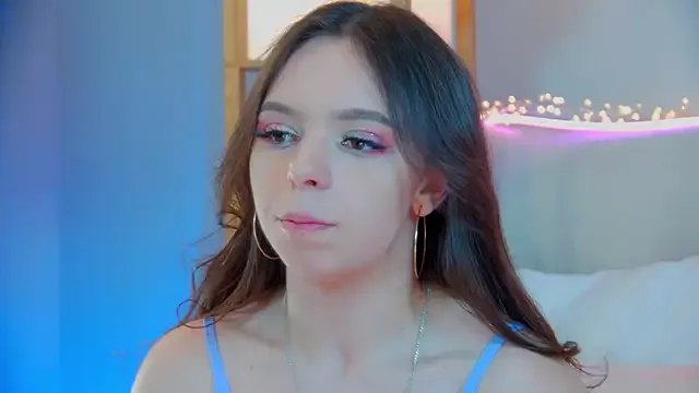 ElisabethDavis on StripChat