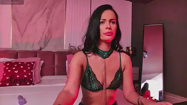 EllaViceX on StripChat