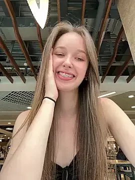 ElliRose on StripChat