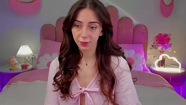 ElsaYoung on StripChat