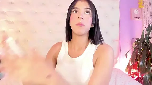 emaa_lambert on StripChat