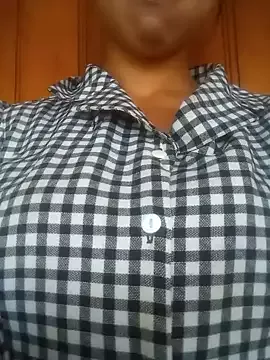 emaame68 on StripChat 