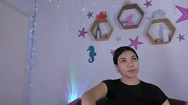 Emiily_Parkerr on StripChat