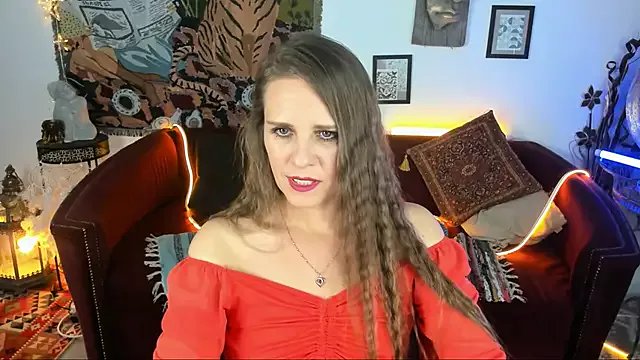 EmiliaBedy on StripChat