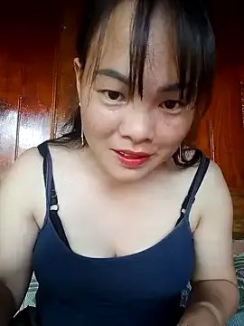 emilyzz on StripChat