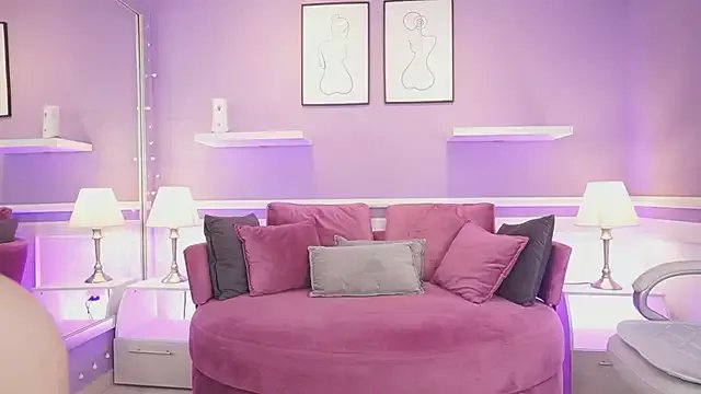 Emma_Walkerr_ on StripChat