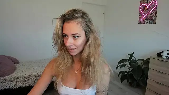 EmmaGracee_ on StripChat