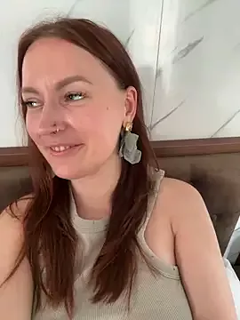 Offline EmmaWarren on StripChat