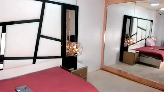 EmmaWilliam1 on StripChat