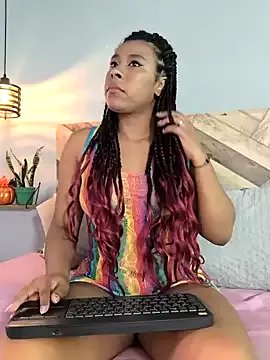 EmmilyBrant on StripChat 