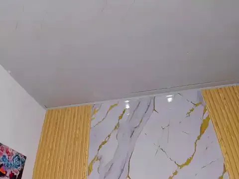 EmmyCruzZ on StripChat