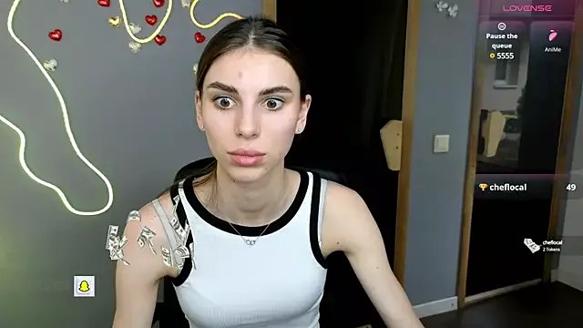 EmmyGreans on StripChat