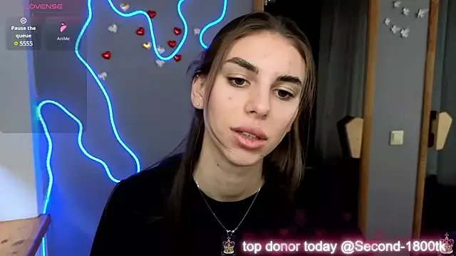 EmmyGreans on StripChat