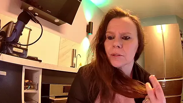 Offline Endrocleia on StripChat