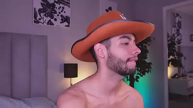 endy_rush on StripChat