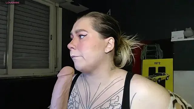 Enotika on StripChat