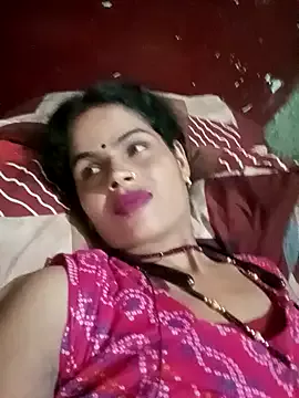 Offline Eshna_Dabral on StripChat