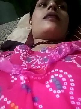 Offline Eshna_Dabral on StripChat