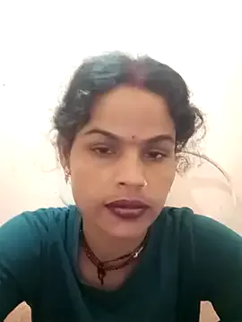 Offline Eshna_Dabral on StripChat