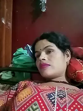 Offline Eshna_Dabral on StripChat