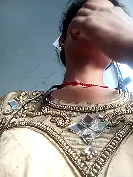 Offline Eshna_Dabral on StripChat