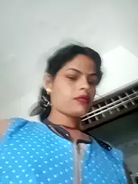 Offline Eshna_Dabral on StripChat