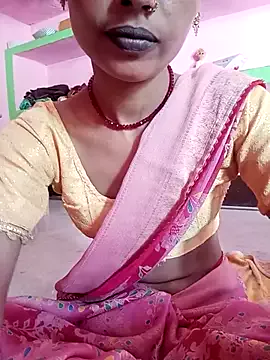 Offline Eshna_Dabral on StripChat