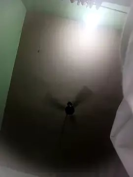 Eshwari_Chopra on StripChat