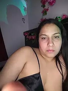 esmeralda_jadees on StripChat