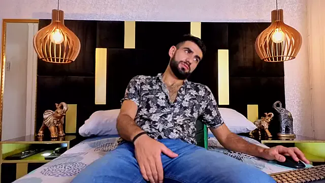 Offline Ethan__Walker on StripChat