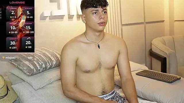 Ethan_occonor on StripChat