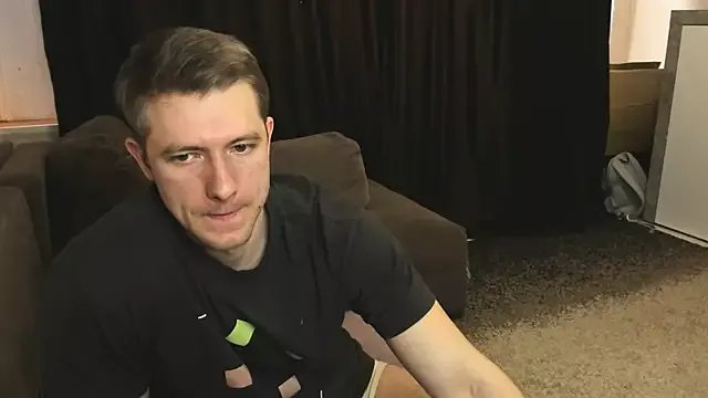 EthanPinkman on StripChat