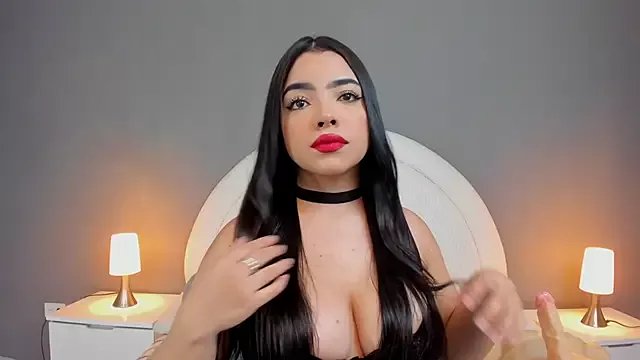 Eva_bigboobs on StripChat
