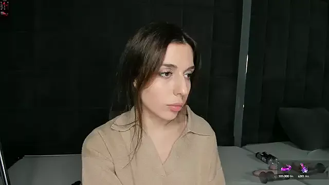 Offline eva_lim on StripChat