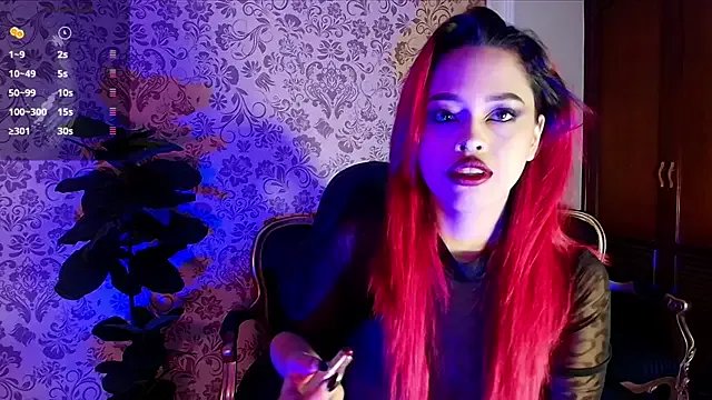 EvaaFoxxy1 on StripChat