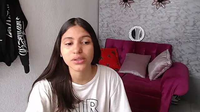 Evagirl69 on StripChat