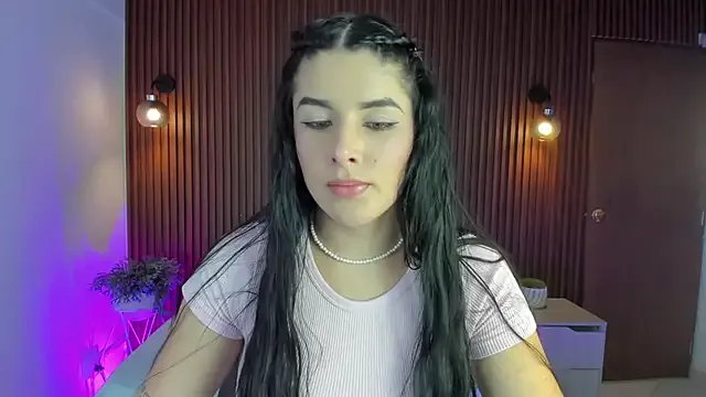 evelin_lopezz on StripChat