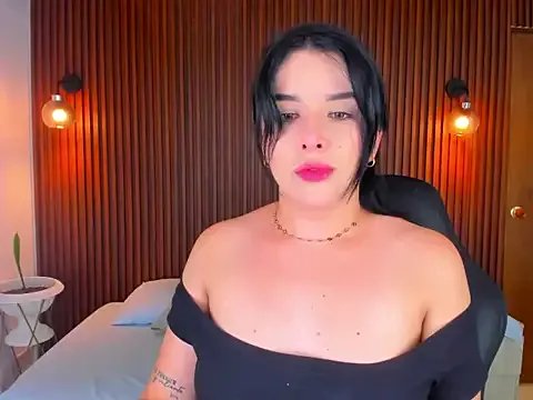 evelin_lopezz on StripChat