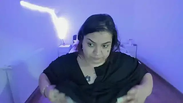 EvvaBBW on StripChat